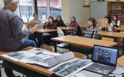 Predavanje o fotografiji oduševilo darovite učenice